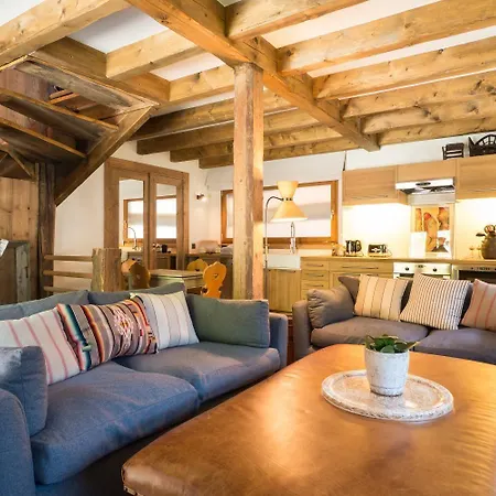 Charming Old Barn Converted Into A Cosy And Stylish Chalet Le Châble