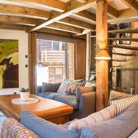 Charming Old Barn Converted Into A Cosy And Stylish * Le Châble